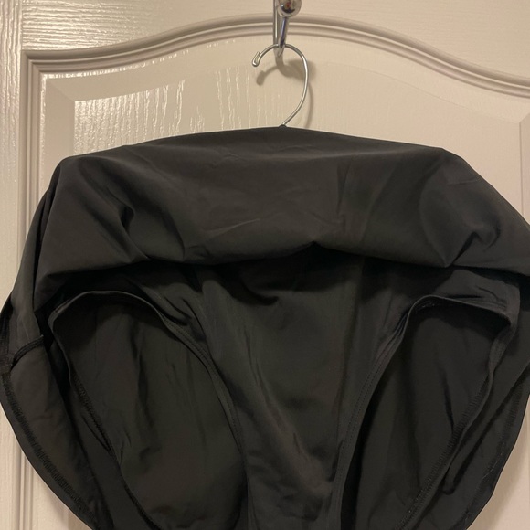 Jantzen swim suit bottom skirt style size XL - Picture 3 of 7